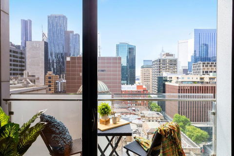 A Cozy & Comfy 2BR Apt Near Victoria Market - Tourism Noosa 4