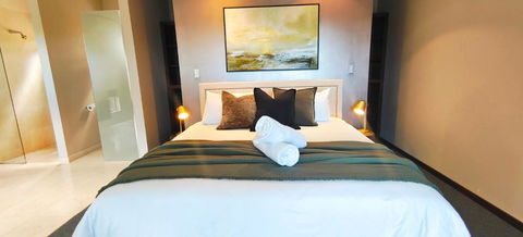 A La Plage Beach House - Tourism Noosa 1