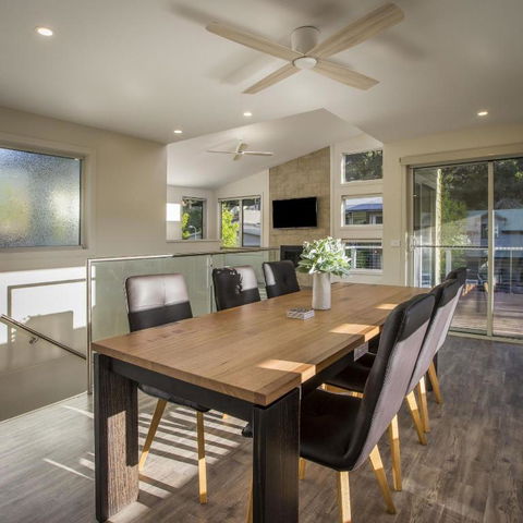 A Pear Tree Loft - Tourism Noosa 1