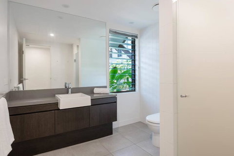 A Well-deserved Beachside Resort Retreat - Tourism Noosa 1