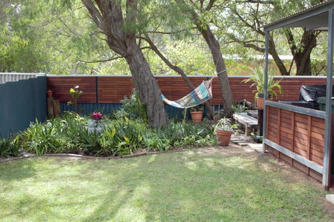 Abbey Beach Cottage - Tourism Noosa 0