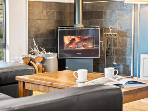 Abundance - Tourism Noosa 0