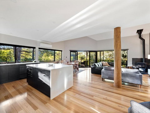 Abundance - Tourism Noosa 1