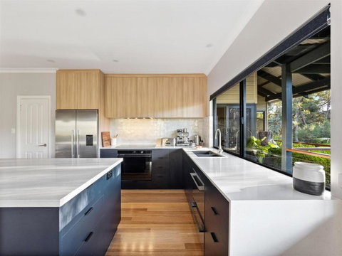 Abundance - Tourism Noosa 4