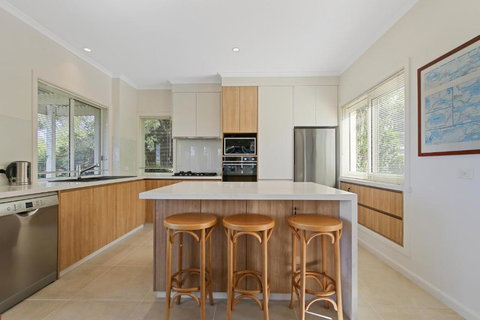 Aegina - Tourism Noosa 2