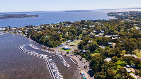 A Wood Haven - Tourism Noosa 1