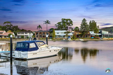 Aircabin - Woy Woy - Water Front - 6 Beds Lux Home - Tourism Noosa 0