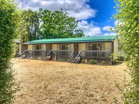 Alexandra Parklife Studio 4 - Tourism Noosa 0