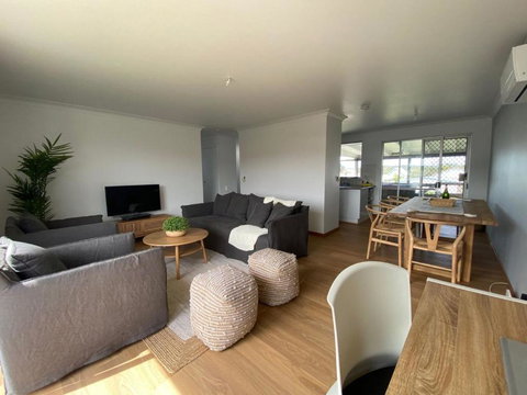 Alma Beach Haven - Tourism Noosa 3