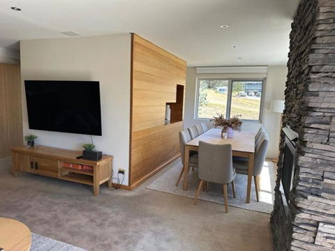 Altitude Apartments - Tourism Noosa 1