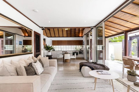 Amala Villa - Tourism Noosa 2