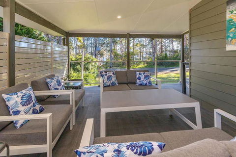 Amaroo Sunset Lodge - Tourism Noosa 0