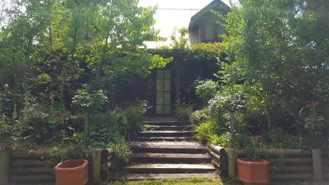 Angaston By The Winter Creek - Tourism Noosa 1