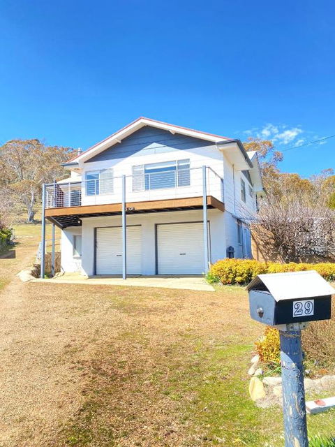 Anglers Reach Lakeside Village - Tourism Noosa 1