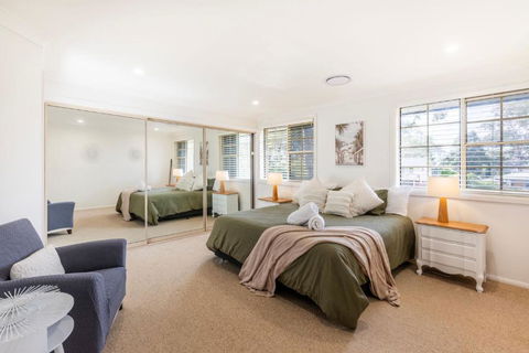 Anglesey - Pet Friendly With Pool & Tennis Court - 4 Mins Walk To Beach - Tourism Noosa 4