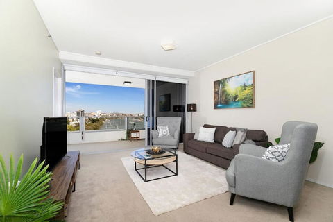Amazing River View - 3 Bedroom Apartment - Brisbane CBD - Netflix - Fast Wifi - Carpark - Tourism Noosa 3