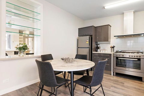 Azami - Charming Gilbert Cottage - Tourism Noosa 1