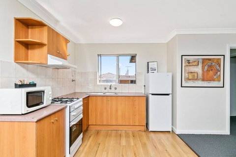 Apartment 12 - Tourism Noosa 0