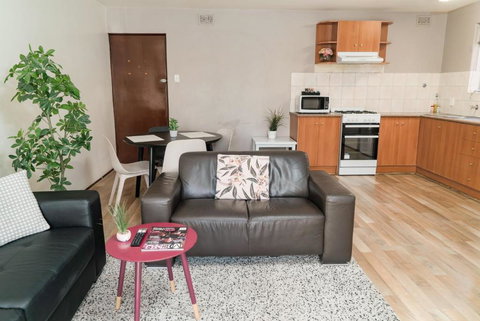 Apartment 4 Burswood - Tourism Noosa 2