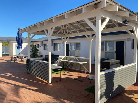 API Pelican Beach Front Apartments Kalbarri - Tourism Noosa 4