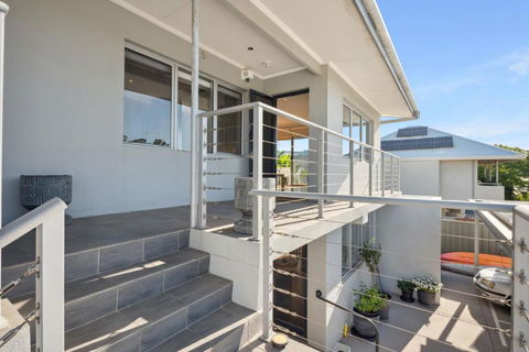 Applecross Riverside Apt - Tourism Noosa 4