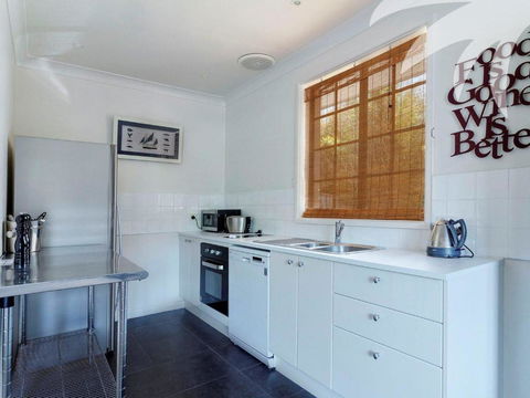 Aqua Apartment 4 - Tourism Noosa 3