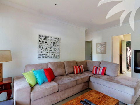 Aqua Apartment 4 - Tourism Noosa 1