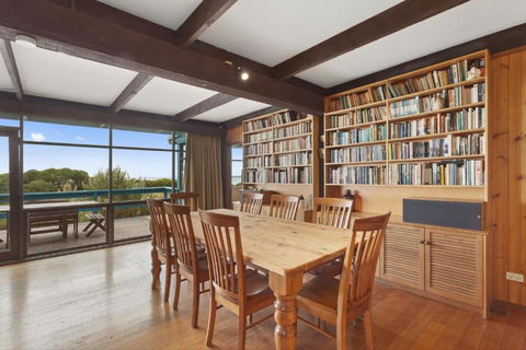 Aqua Blue - Tourism Noosa 4