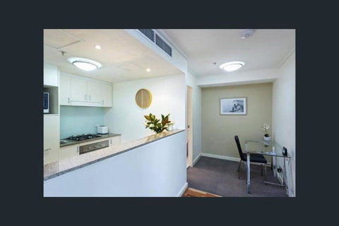 ATCH9 - St Leonards Atchison St - Tourism Noosa 1