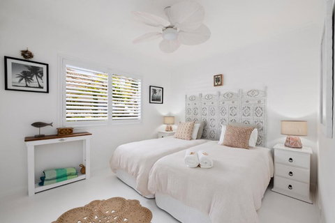 Avalon Beach Cottage, Private, 150m To The Beach! - Tourism Noosa 3