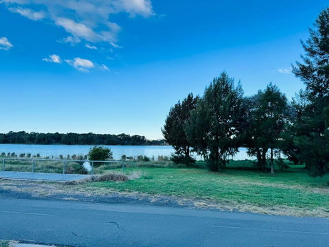 Aztec Accomodation Belconnnen - Tourism Noosa 3