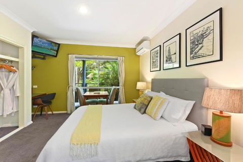 Azura Beach House B&B - Tourism Noosa 3