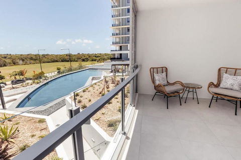 Azzure Bliss At Bokarina Beach - Tourism Noosa 0