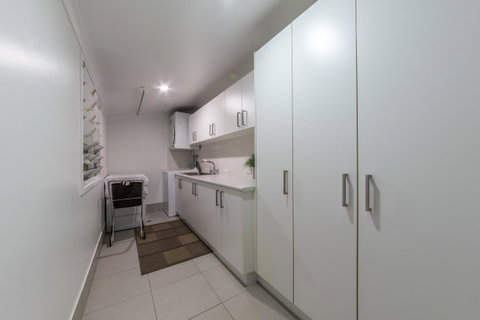 Hayman Views - Tourism Noosa 4