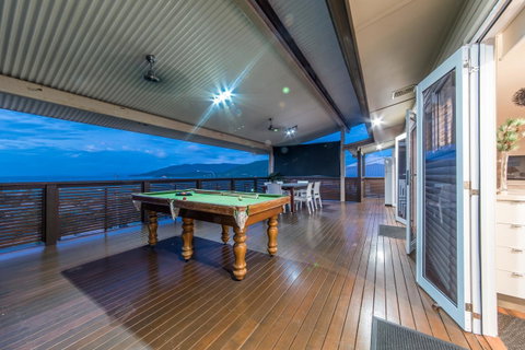 Hayman Views - Tourism Noosa 7