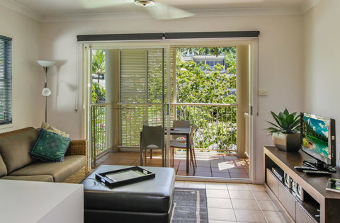 Port Douglas Apartments - Adults Only Oasis - Tourism Noosa 33