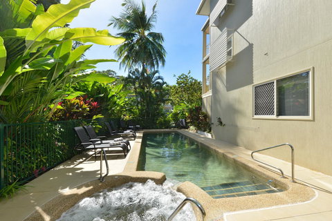 Port Douglas Apartments - Adults Only Oasis - Tourism Noosa 22