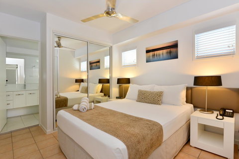 Port Douglas Apartments - Adults Only Oasis - Tourism Noosa 29