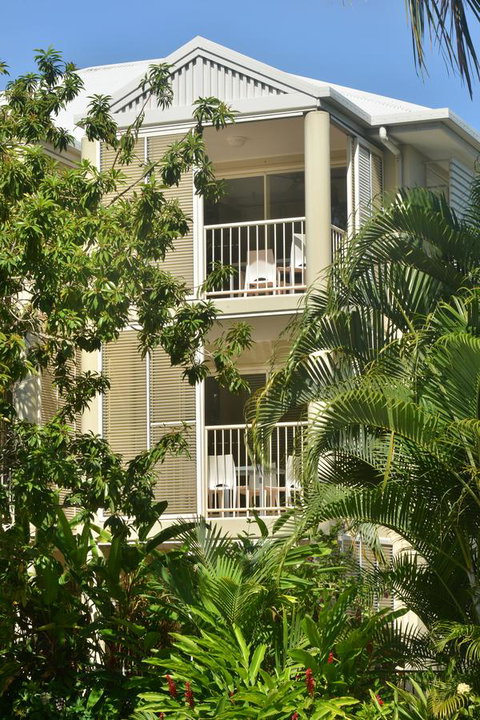 Port Douglas Apartments - Adults Only Oasis - Tourism Noosa 25