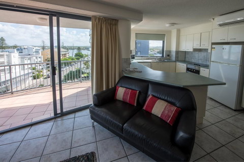 Centrepoint Apartments Caloundra - Tourism Noosa 37