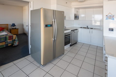 Centrepoint Apartments Caloundra - Tourism Noosa 39