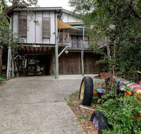Five Bimba Tractor House - Tourism Noosa