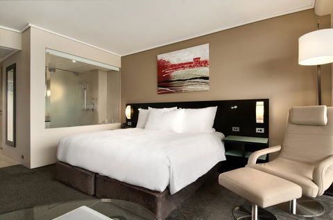 Hilton Cairns - Tourism Noosa 34