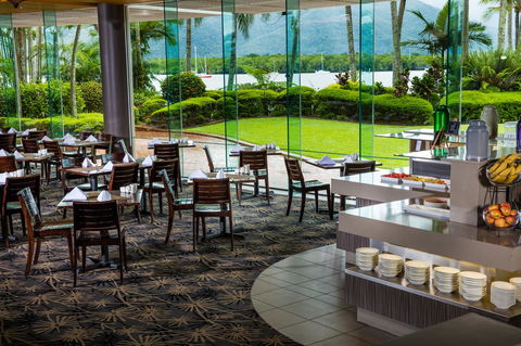 Hilton Cairns - Tourism Noosa 25