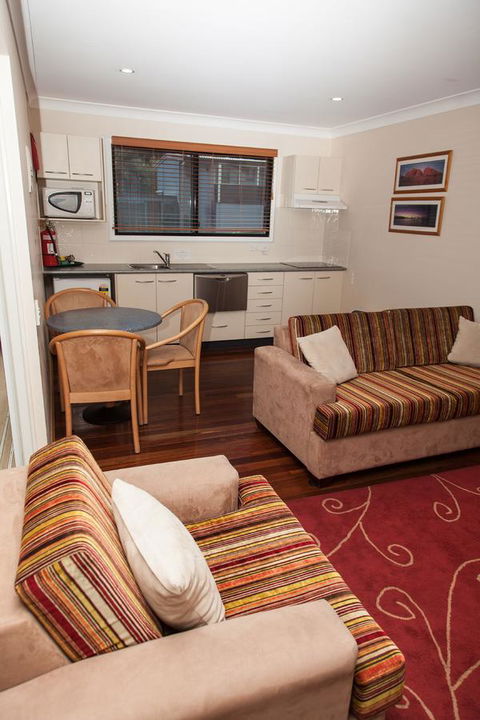 Eastgate On The Range Motel - Tourism Noosa 10