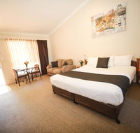 Roma Explorers Inn - Tourism Noosa