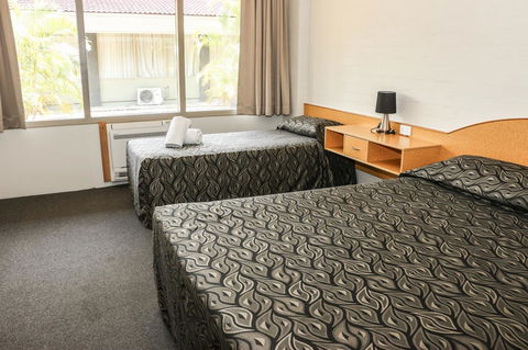 Salisbury Hotel Motel - Tourism Noosa 17