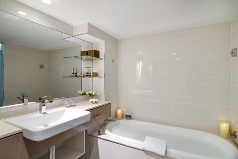 The Point Brisbane Hotel - Tourism Noosa 23