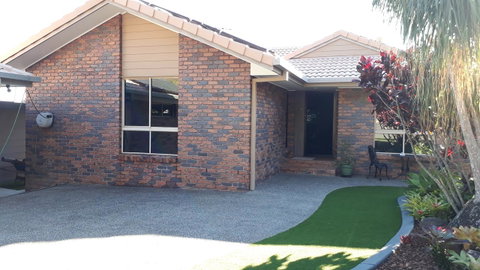 Private Apartment With Scenic Gardens - Tourism Noosa 3