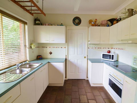 Apple Tree Cottage Montville - Tourism Noosa 6